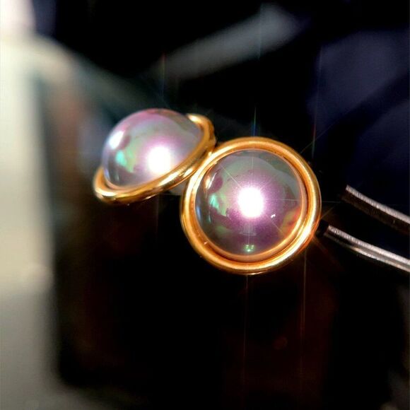 Big Black Pearl Earrings - Picture 4 of 6